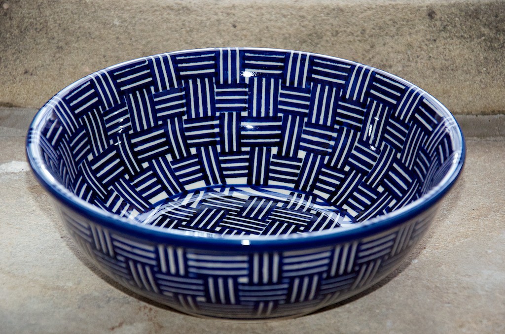 Polish Pottery Weave Pattern Serving Bowl