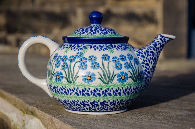 Polish Pottery Forget Me Not Pattern Teapot for 2 People from Polkadot Lane UK