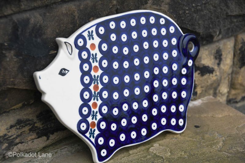Fern Spot Cutting Board Pig Shaped by Ceramika Manufaktura