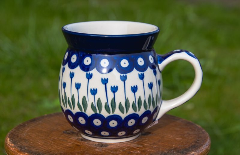 Polish Pottery Large Mug Tulip Spot Pattern by Ceramika Artystyczna Bolesławiec.