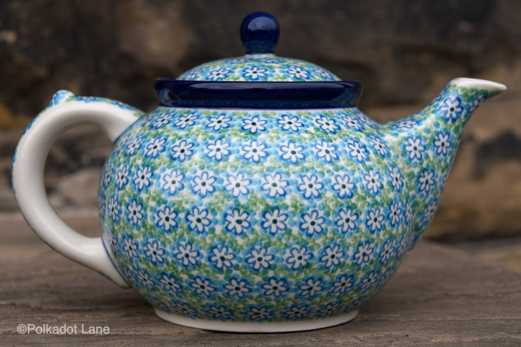 Turquoise Daisy Teapot for Four Polkadot Lane