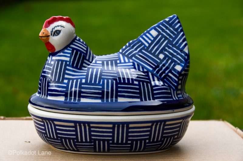 Weave Pattern Hen Egg Container by Ceramika Manufaktura