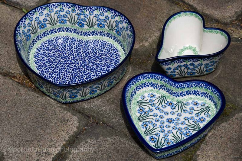 Set of three Heart Dishes Forget me Not pattern by Ceramika Artystyczna. Buy online from Polkadot Lane UK