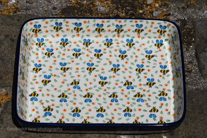 Polish Pottery Bee pattern Shallow Oven Dish by Ceramika Artystyczna Bolesławiec Ceramics.