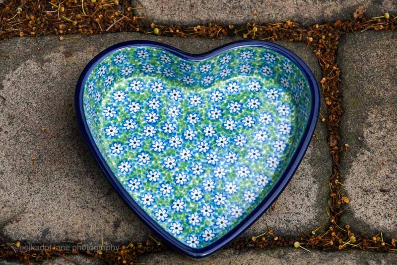 Shallow Heart dish Turquoise Daisy Pattern from Polkadot Lane Polish Pottery shop