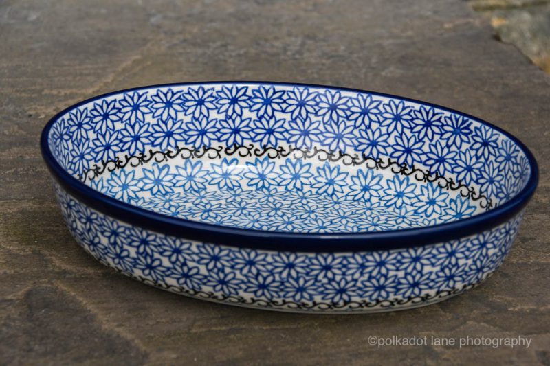 Blue Daisy Medium Size Oval Oven Dish from Polkadot Lane importers of Ceramika Artystyczna ceramics.