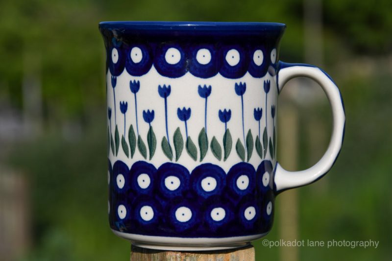 Tulip Spot pattern Large Tea Mug by Ceramika Artystyczna