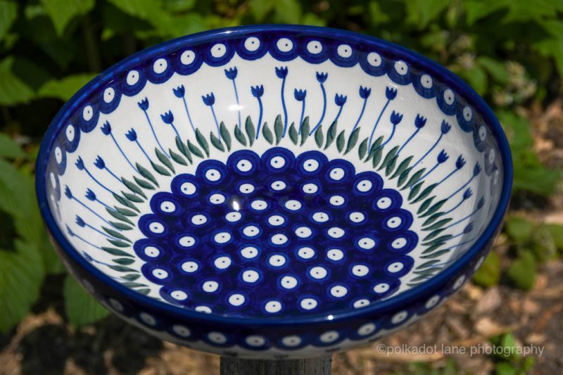 Tulip Spot Salad Bowl by Ceramika Artystyczna Bolesławiec Pottery.