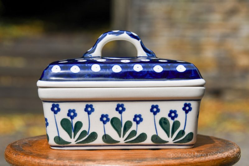Polish pottery Daisy Spot pattern Butter Box by Ceramika Artystyczna