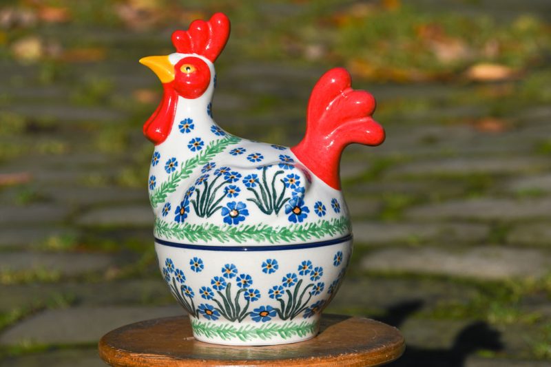 Forget Me Not pattern Hen on Nest by Ceramika Artystyczna