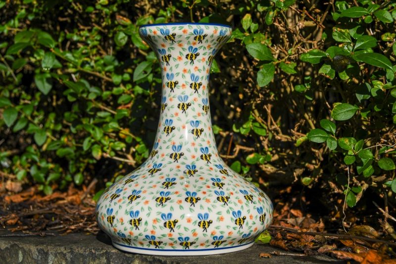 Polish Pottery Bee Vase made by Ceramika Artystyczna Bolesławiec.