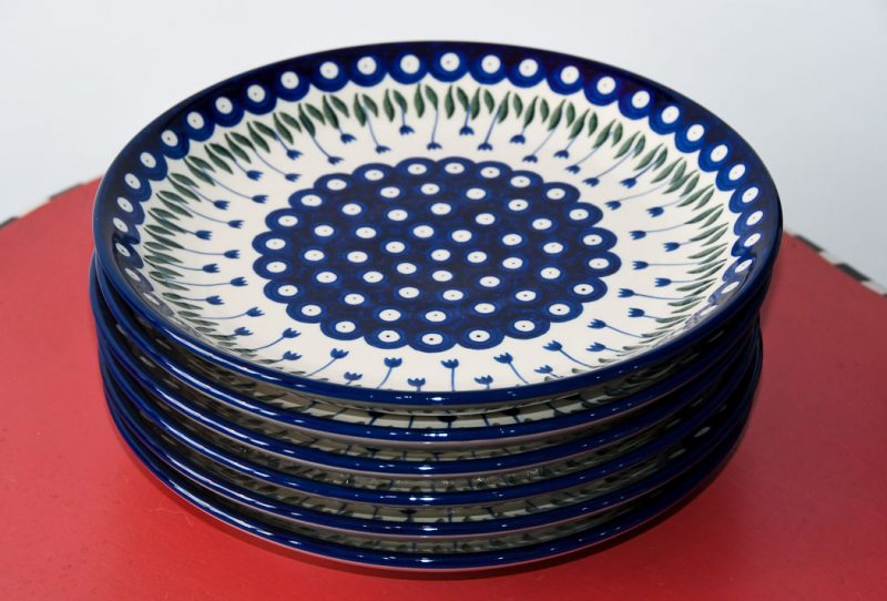 Polish Pottery Set of Six Dinner Plates Tulip Spot by Ceramika Artystyczna.