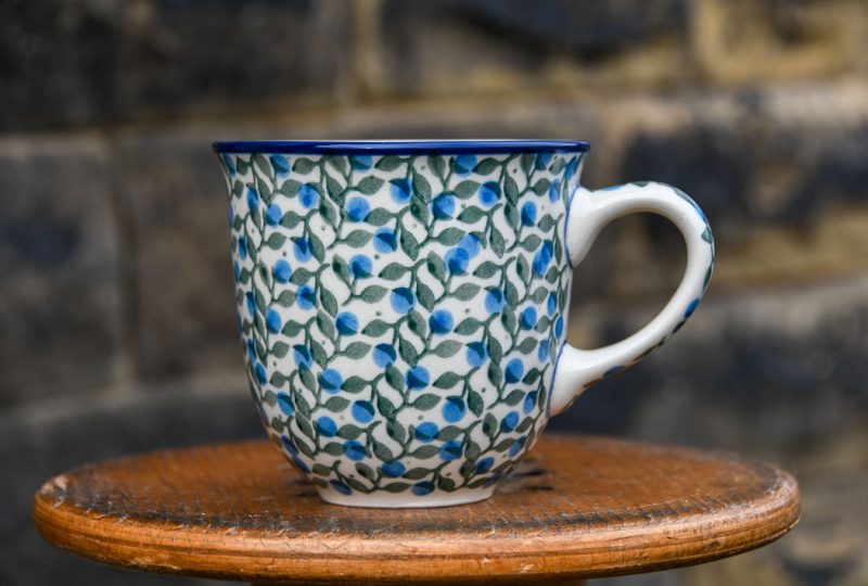 Polish Pottery Blue Berry Leaf Curved mug by Ceramika Artystyczna