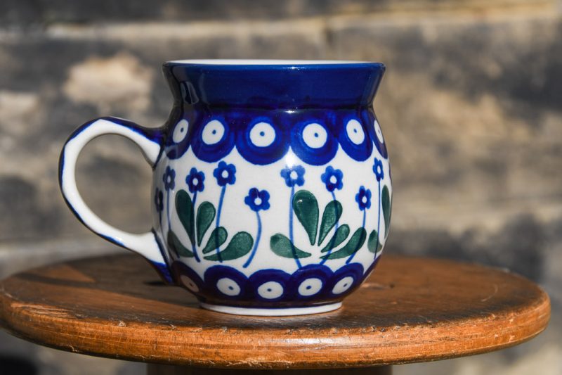Daisy Spot Pattern Small Mug by Ceramika Artystyczna