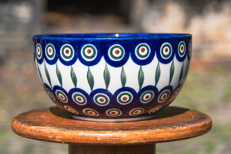 Polish Pottery Medium Bowl Peacock Leaf pattern by Ceramika Artystyczna.