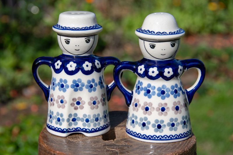 Polish pottery Spotty Flowers pattern Salt and Pepper Figurines by Ceramika Manufaktura
