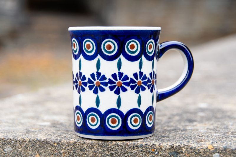 Polish pottery Peacock Daisy pattern Tea mug by Ceramika Manufaktura Boleslawiec