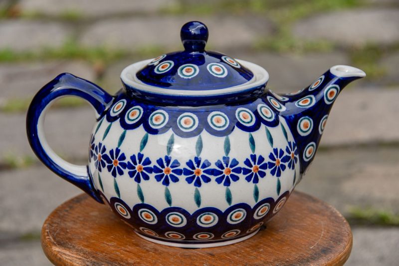 Polish Pottery Peacock Daisy pattern Teapot for Two by Ceramika Manufaktura