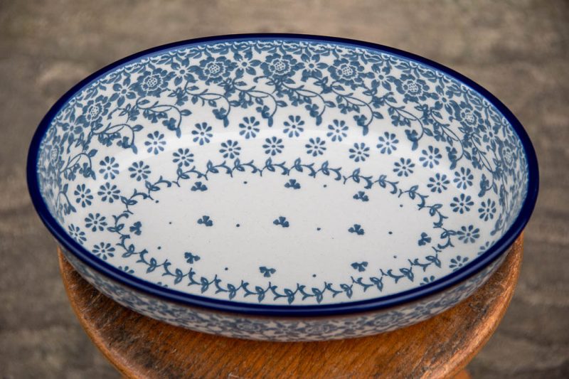 Polish Pottery Oval oven dish by Ceramika Artystyczna Bolesławiec