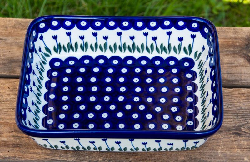 Polish Pottery Oven Dish Tulip Spot by Ceramika Artystyczna